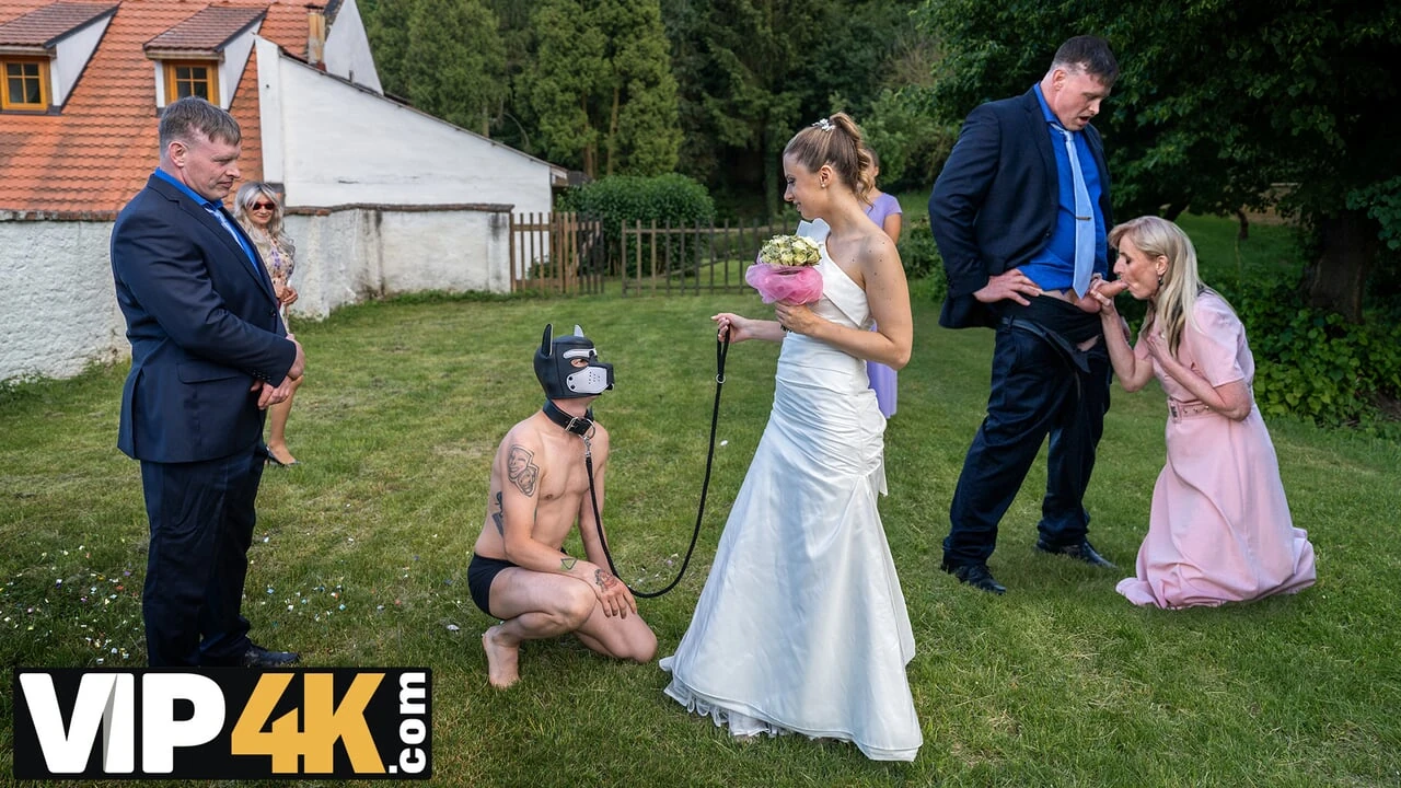 Bride4k。可爱的爱情场景。和Andrea的热辣性爱