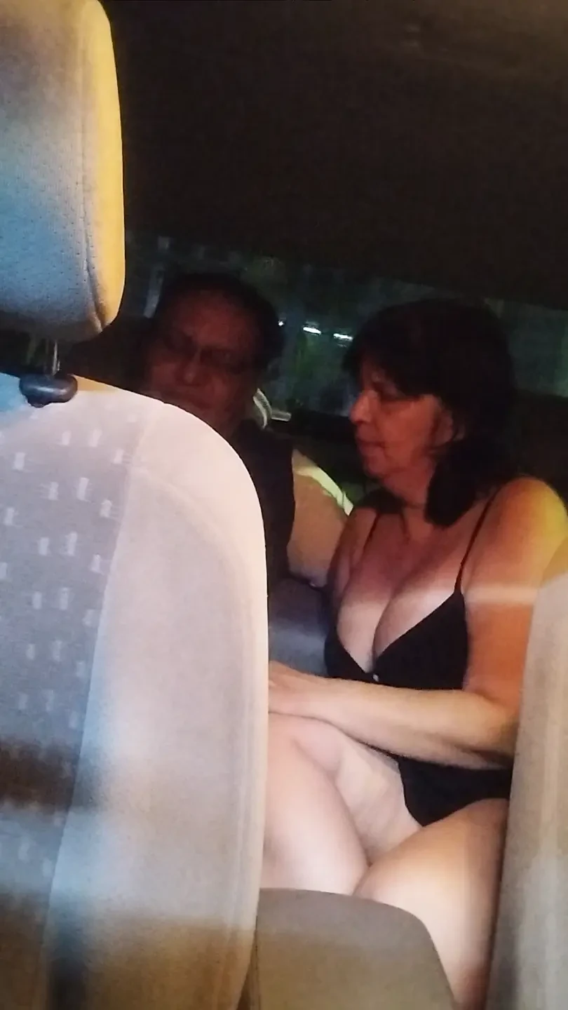 We try to make a video in the car and it is very small