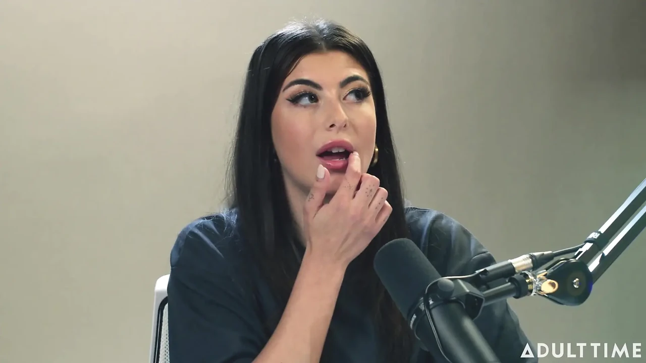 Gal Ritchie：Spiegler Girl & Hentai 情人 |Adult Time播客