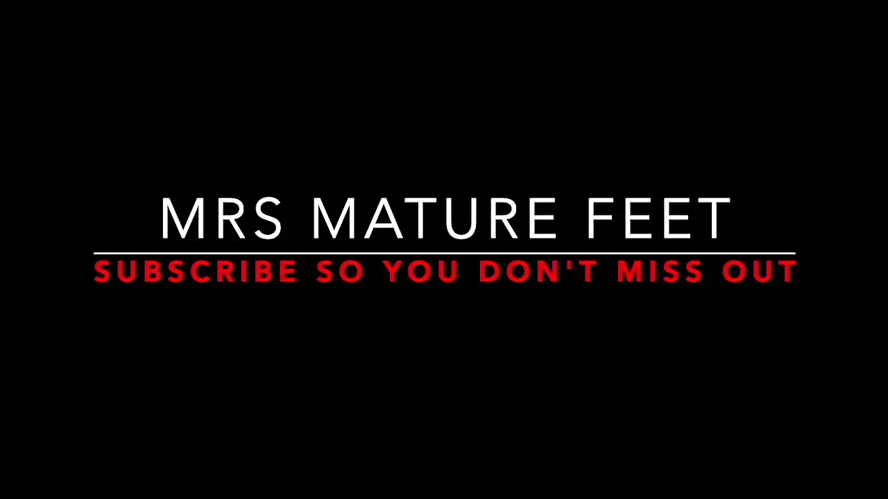 Mrs Mature Feet Tan Tights Black Panties 502
