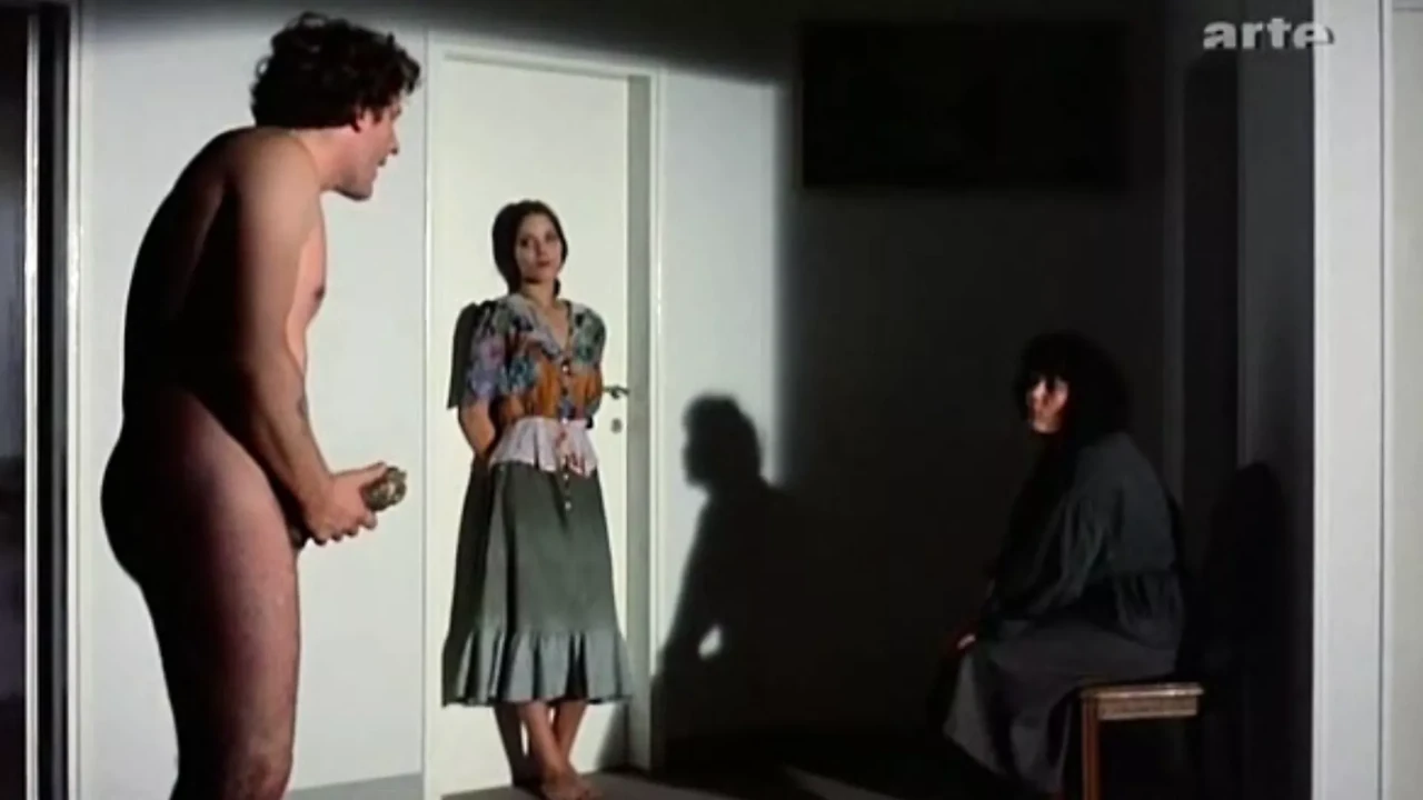 Ornella Muti在最后一个女人中裸体
