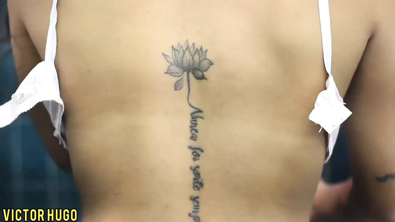 我拍摄我的女朋友洗澡