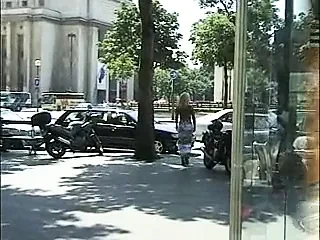资产阶级狂欢