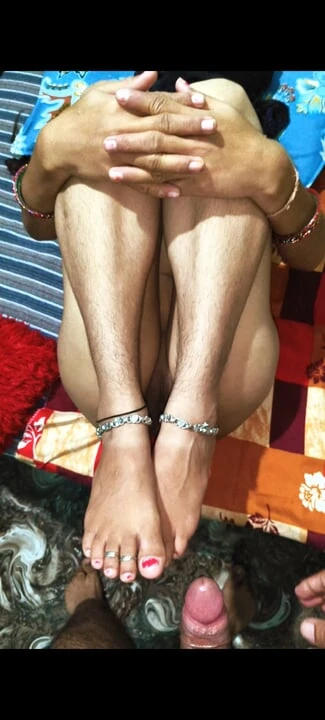 美丽的印度德西女孩的紧阴部操当地印地语音频性爱，印度可爱女孩手机拍摄的索菲亚视频