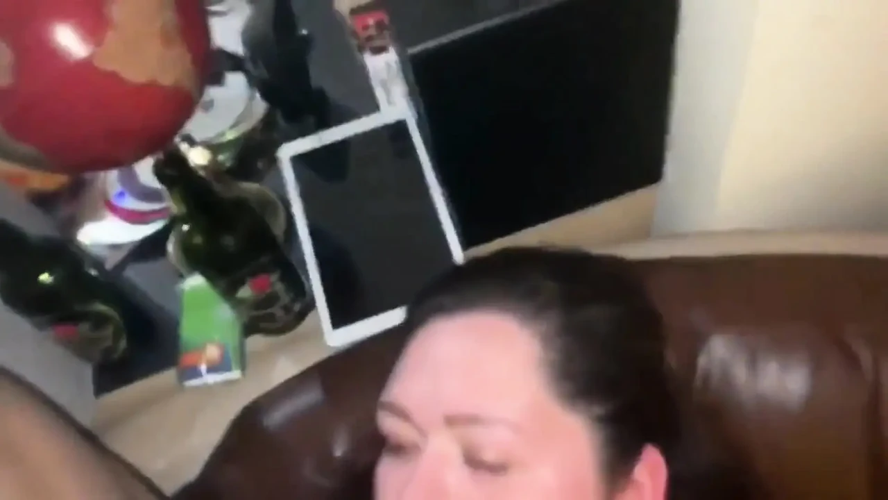 YoungEnglishbbw 大黑屌 Nata4Sex 和 Freakybbc Mmf 三人行颜射