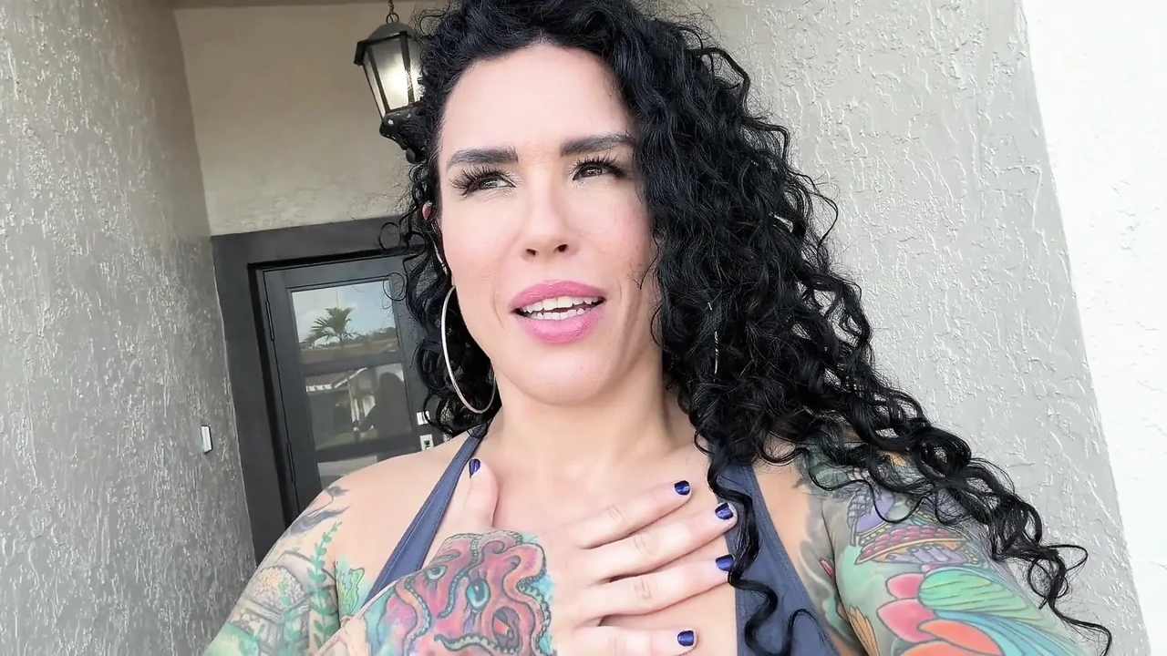 被戴绿帽子! Bianca Bailee抓住男友做爱的啪啪啪