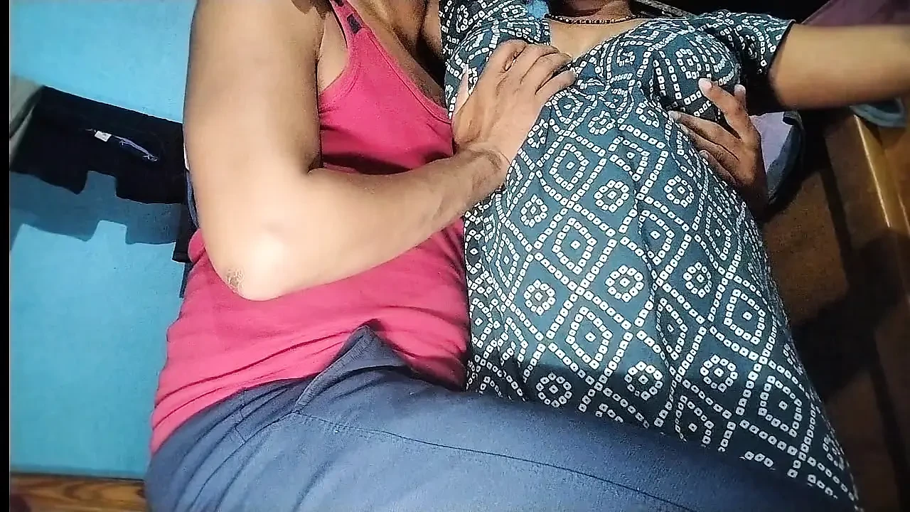 德里婊子的操逼