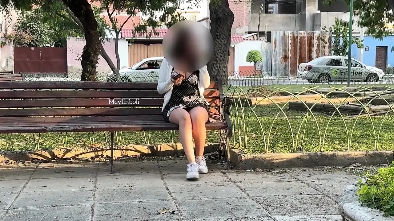 完整视频 男朋友离开了她, 她同意去我房间玩得开心