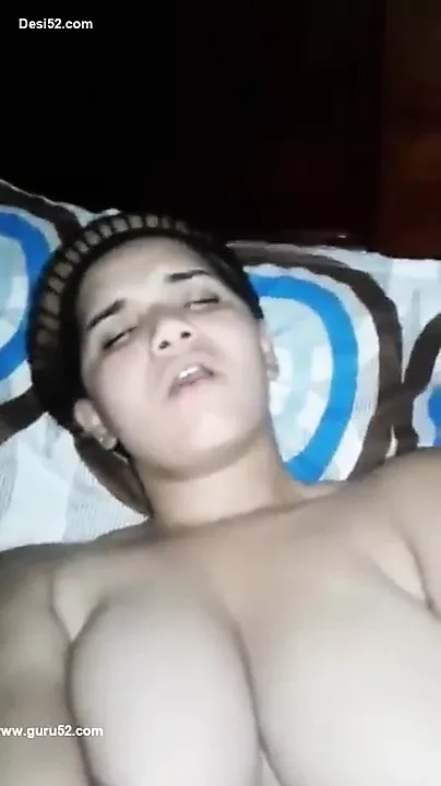 巴基斯坦妻子享受自己