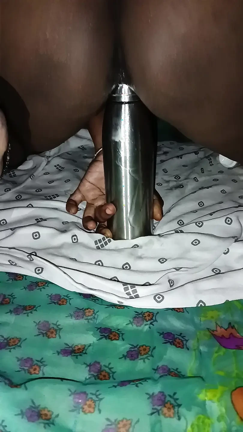 用钢水瓶撕嫂子的