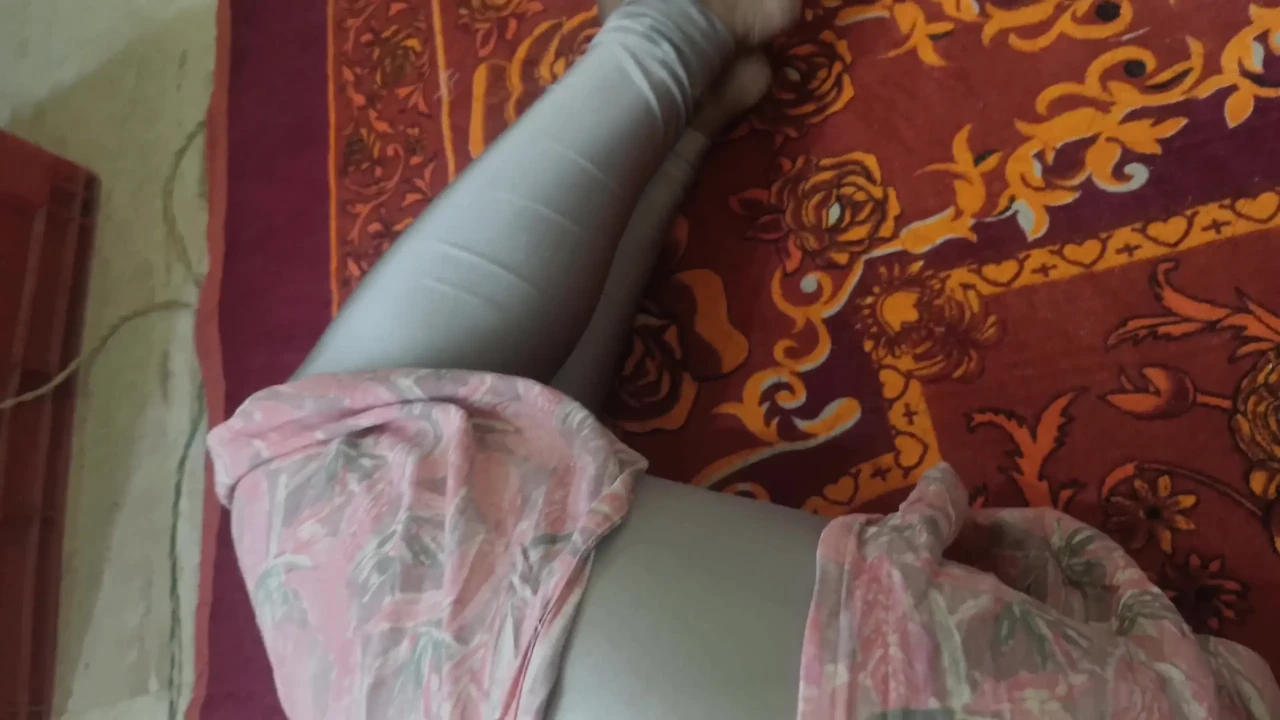可爱热辣的家庭主妇