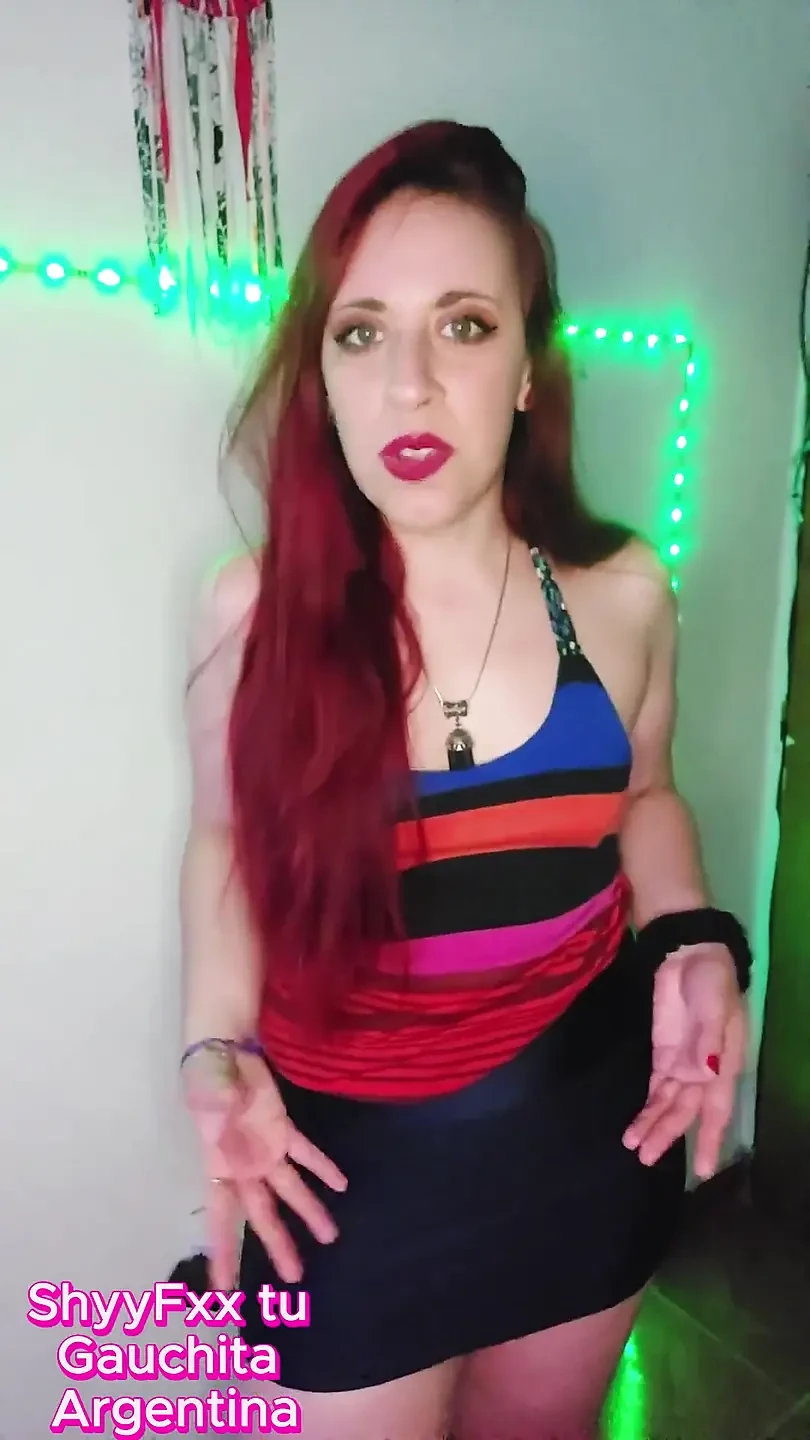Shyfxx 你的同事发现你在自慰你的短鸡巴! JOI Sph