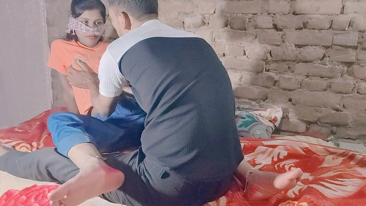 Chacheri Bahan Ko 性爱 Kiya 火辣性感的胸部