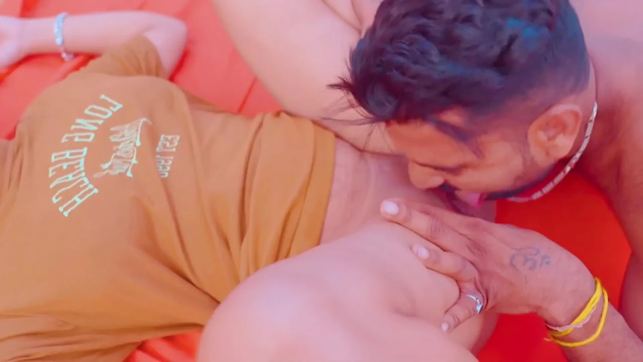 夫妻卧室浪漫抽插