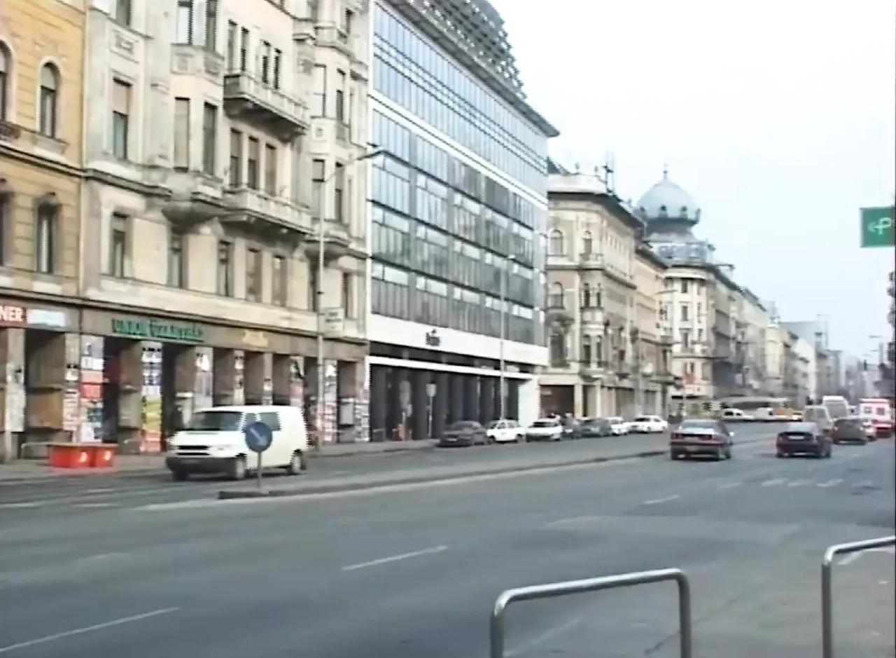 Lo Scopatore di Budapest (Full Movie)