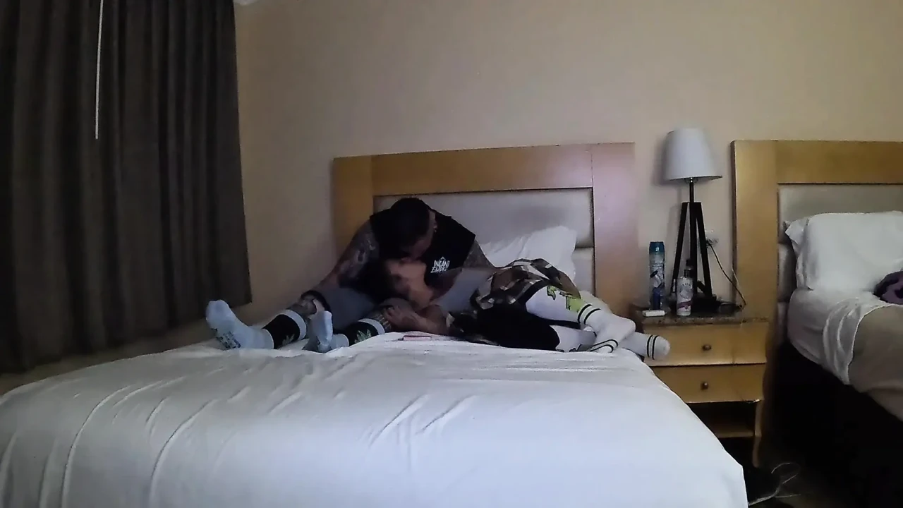 醒来！然后吮吸它！