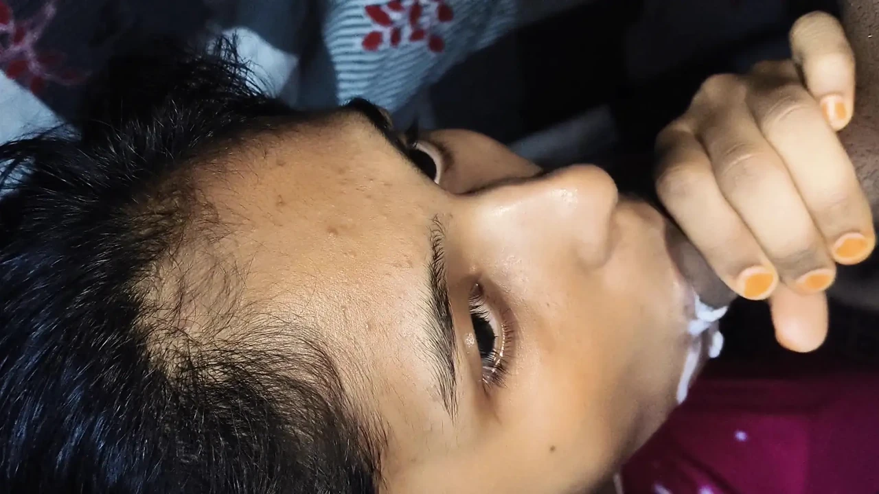 印度女佣给主人口交，射在嘴里