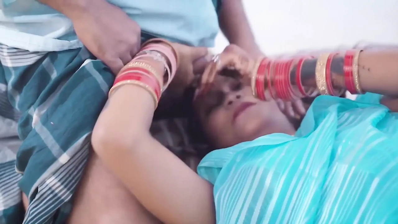Rakshabandhan ke deen soteli bahan ko gift n dekr chod diya
