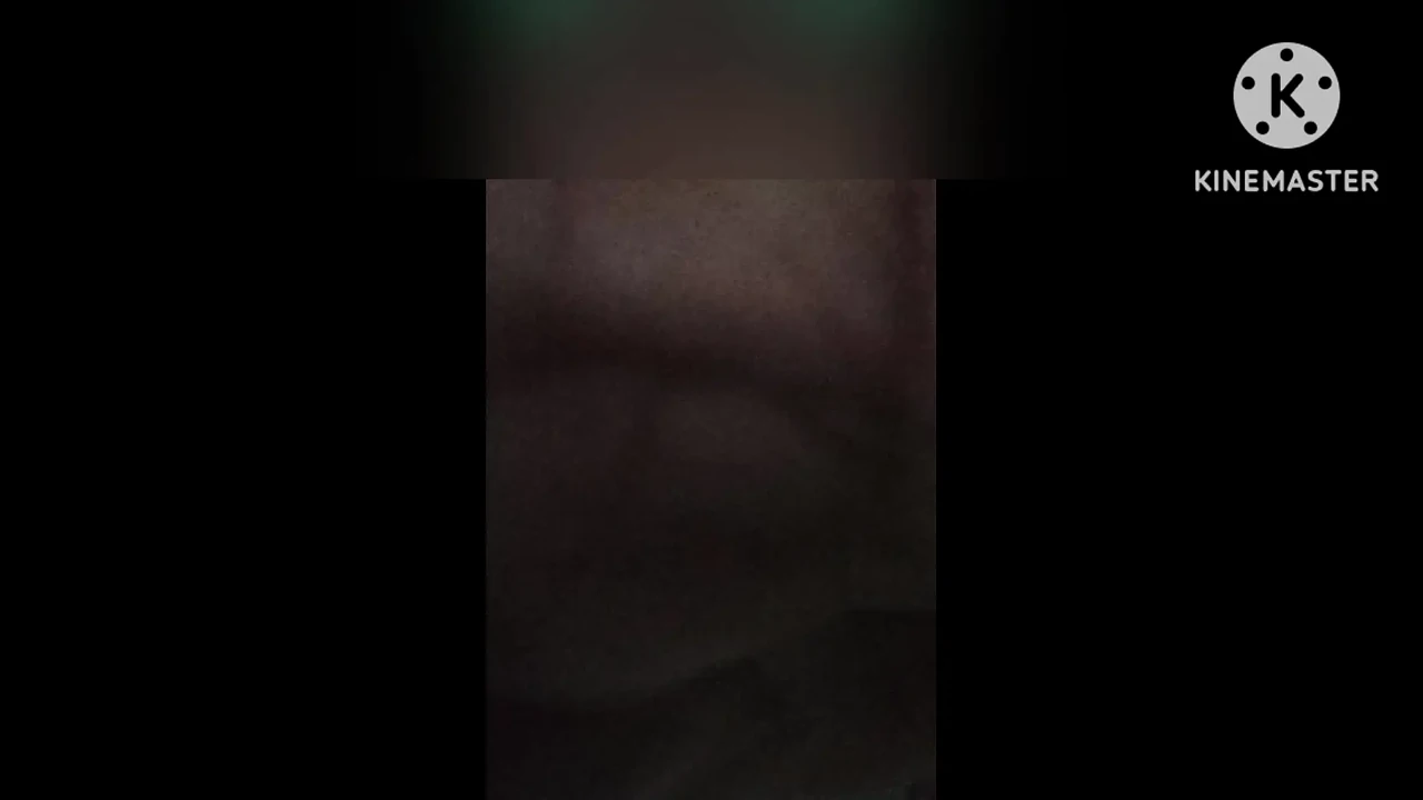 一个男朋友看着他的女朋友重口味舔舐接吻视频