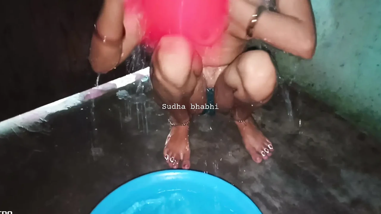 When the sky is in the house, Sudha Bhabhi is bathing in her room.