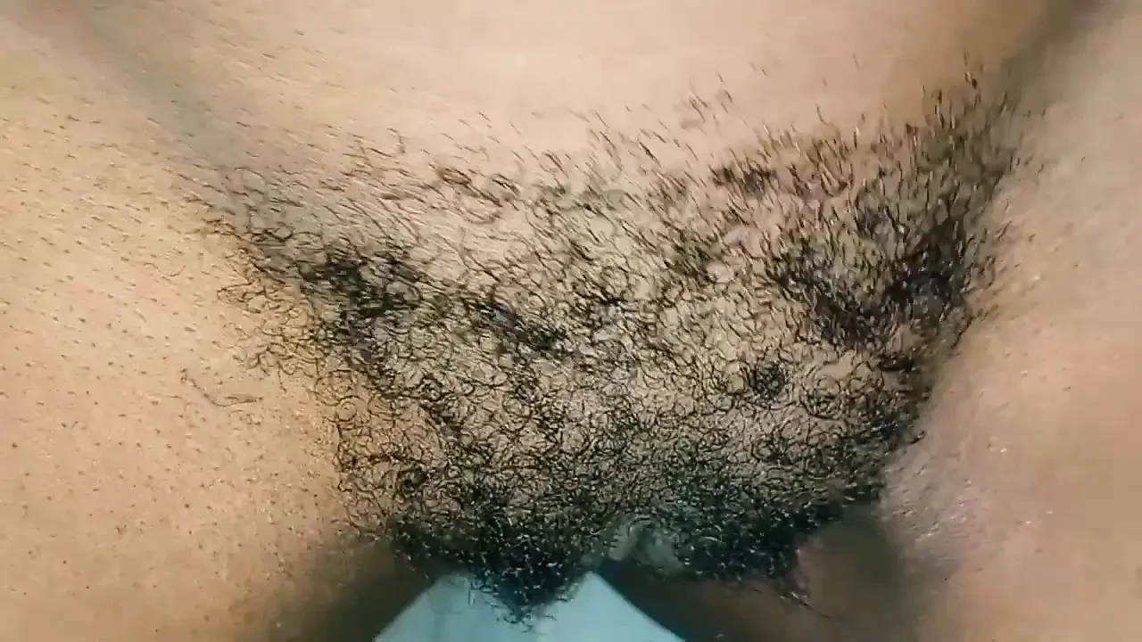 等我男人不在的时候，来我房间找我