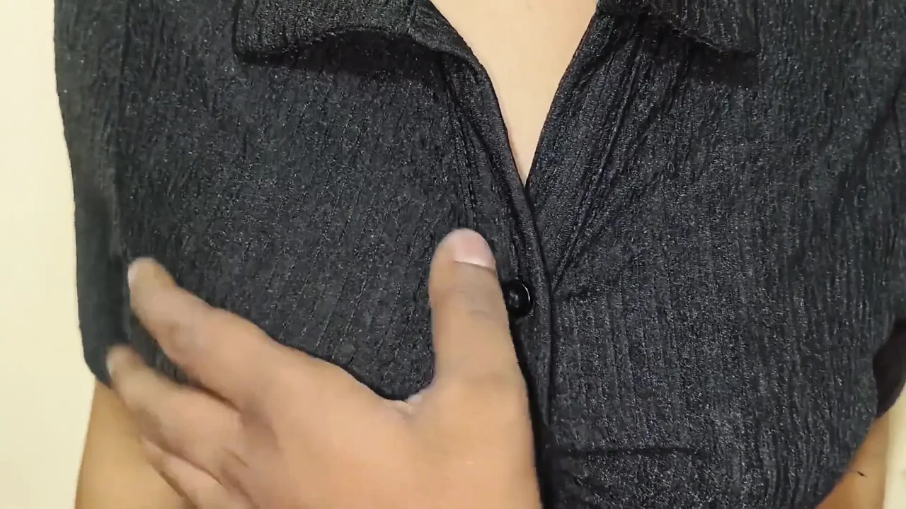 泰卢固阿努阿努阿姨完整影片