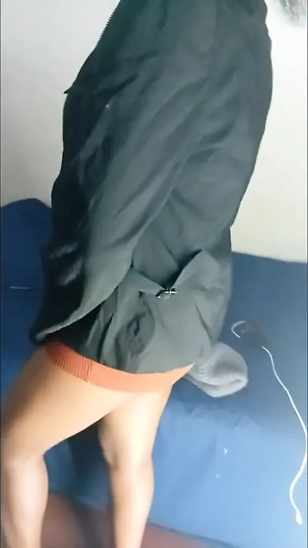 Secret in the Room: My Girlfriend's Sister Wanted to Sit With Everything