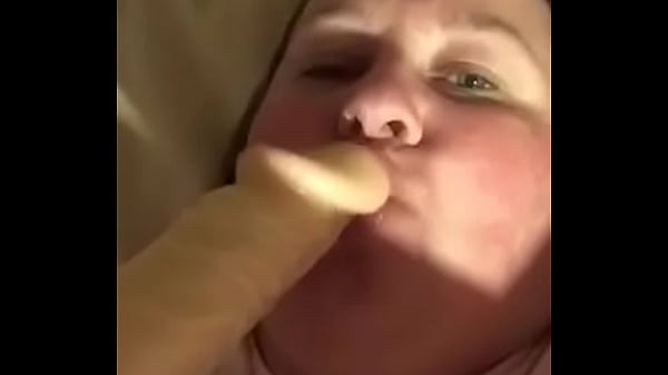 solo_bbw_masturbates_orgasm_on_thick_white_cock