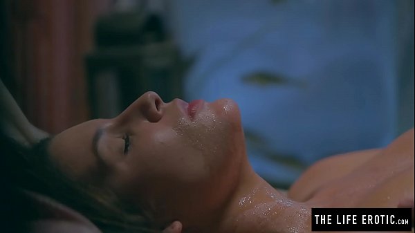 creepy_movie_with_a_sexy_girl_that_frigs_herself_with_honey_and_a_cucumber