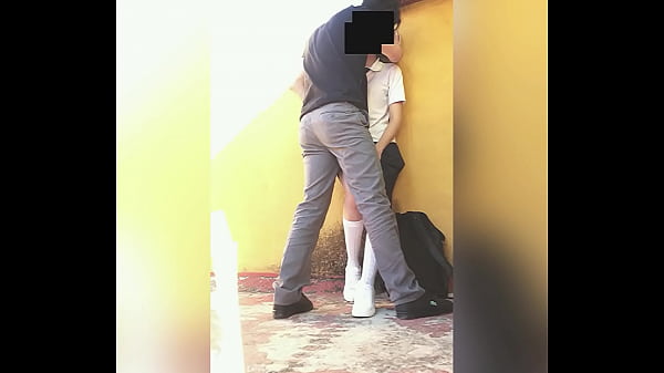 alumnos_latinos_follando_en_el_colegio_en_horas_de_clases_parte_2