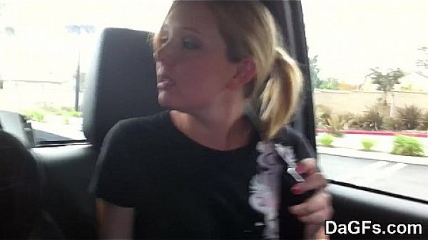my_cute_girlfriend_backseat_blowjob