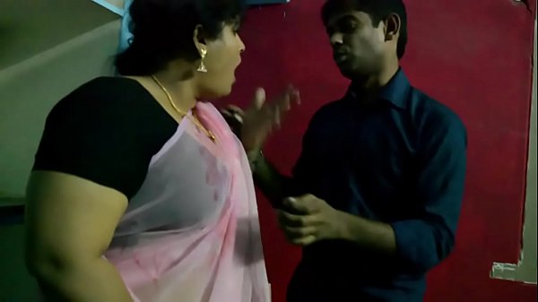 south_indian_loving_guy_licking_her_pussy