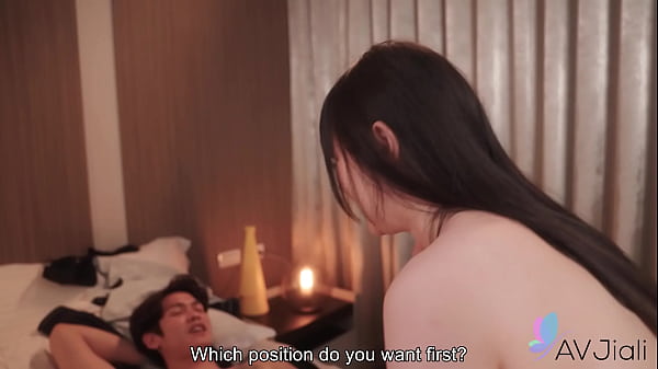beautiful_chinese_woman_ye_chenxin_is_having_a_hard_fuck_with_her_lover.