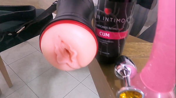 mi_novio_cogio_mi_lindo_culo_me_lleno_las_nalgas_de_aceite_y_me_echo_su_semen_adentro