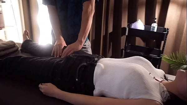 fuck..._forbidden_insertion_during_erotic_massage_doggy._cum_continuously