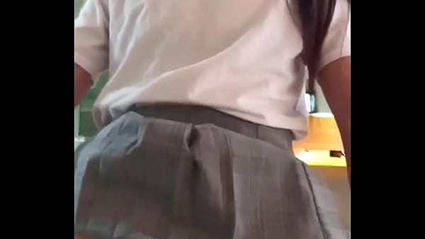 mi_alumna_mexicana_quiere_pasar_la_materia_y_me_deja_grabarla_sexo_casero_