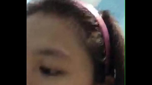 indonesian_girl_bath_on_webcam_part_2