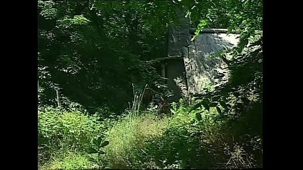 swinger_couples_fucking_outdoor