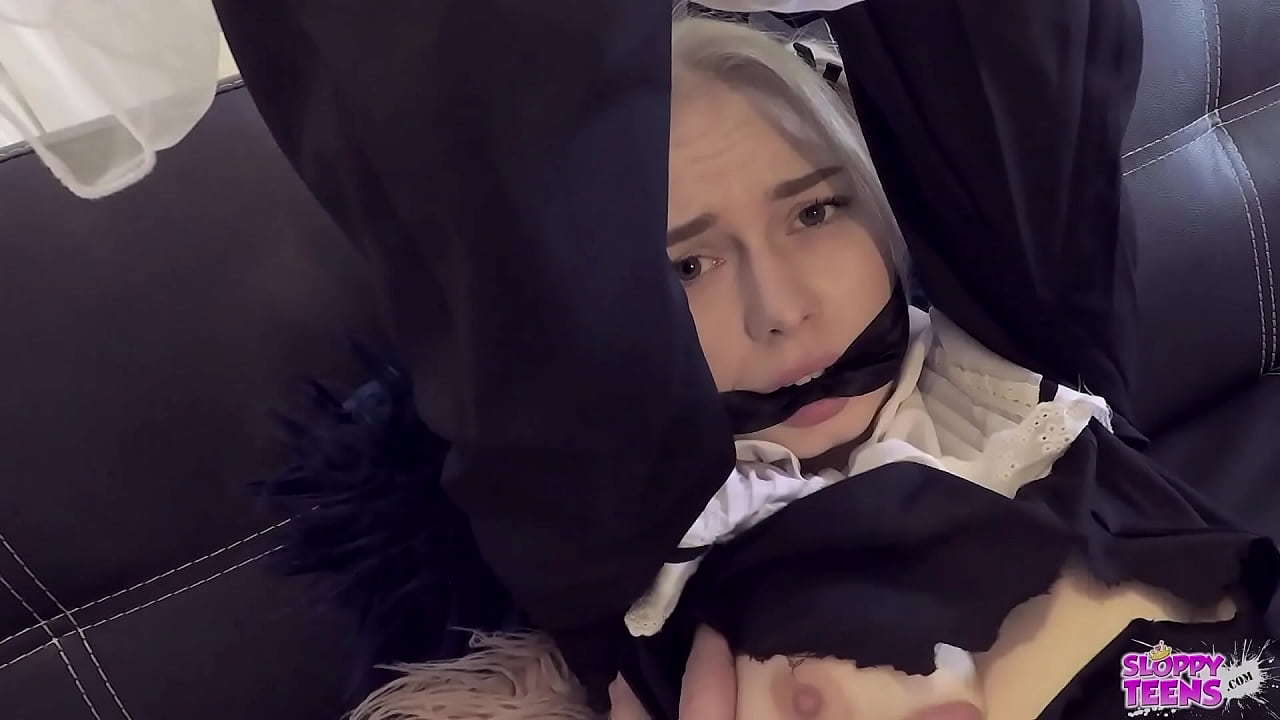marie_rose_from_doa_anime_bondage_suspension