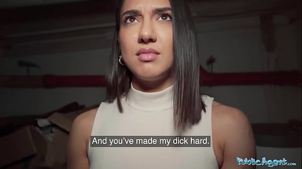 public_agent_student_sucks_off_a_stranger_when_he_offers_her_a_fist_full_of_cash