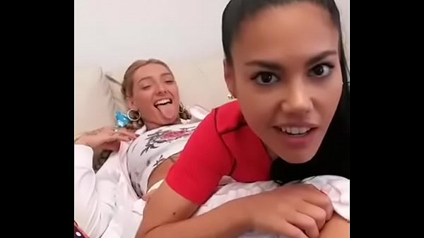 apolonia_lapiedra_y_nefka_blonde_primera_pelicula