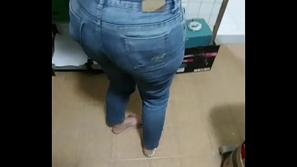 boquete_arriscado_no_escritorio