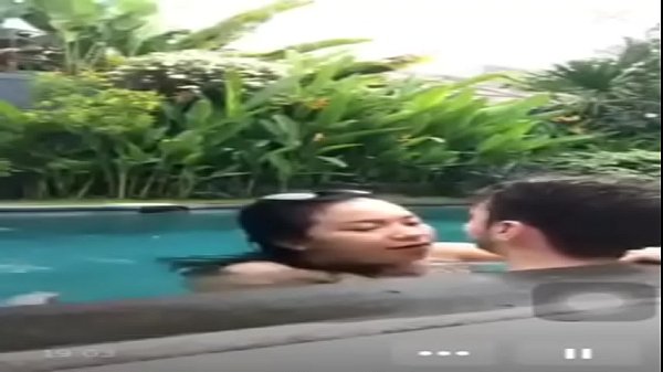 webcams_amateur_asian_interracial_indonesian_during_pool_pool_fuck