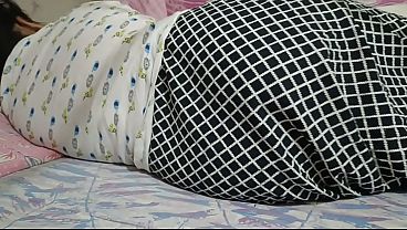 hot_desi_housewife_enjoyed_with_boyfriend