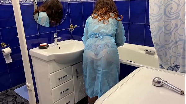 step_mom_loves_when_her_takes_off_her_thong_and_anal_sex