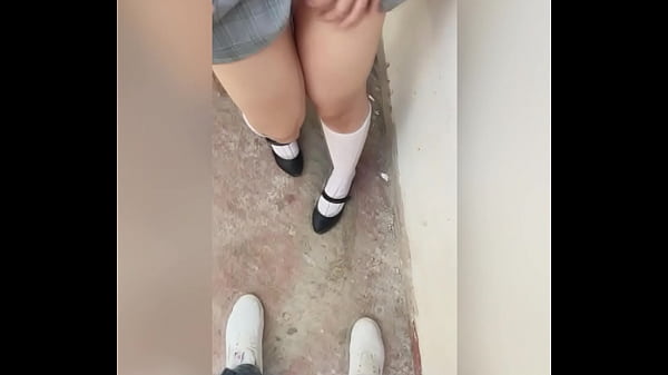 cogiendo_con_colegiala_putita_latina_en_la_azotea_vol_2