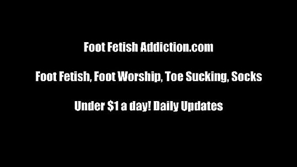 you_like_my_little_pink_toes_and_feet